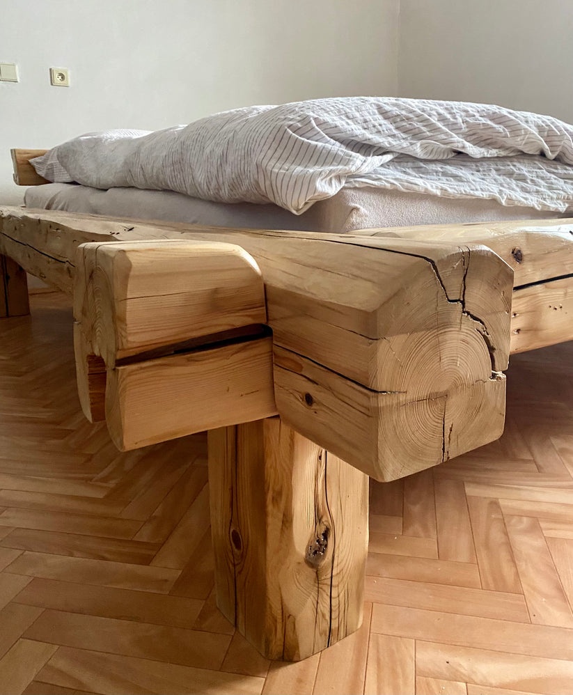 Rustikální postel Dažbog