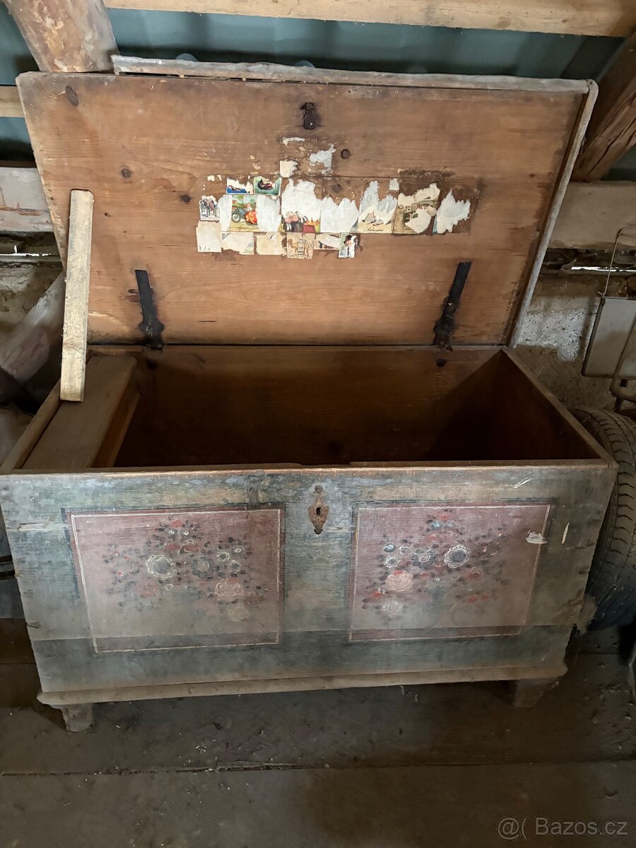 Malovaná truhla