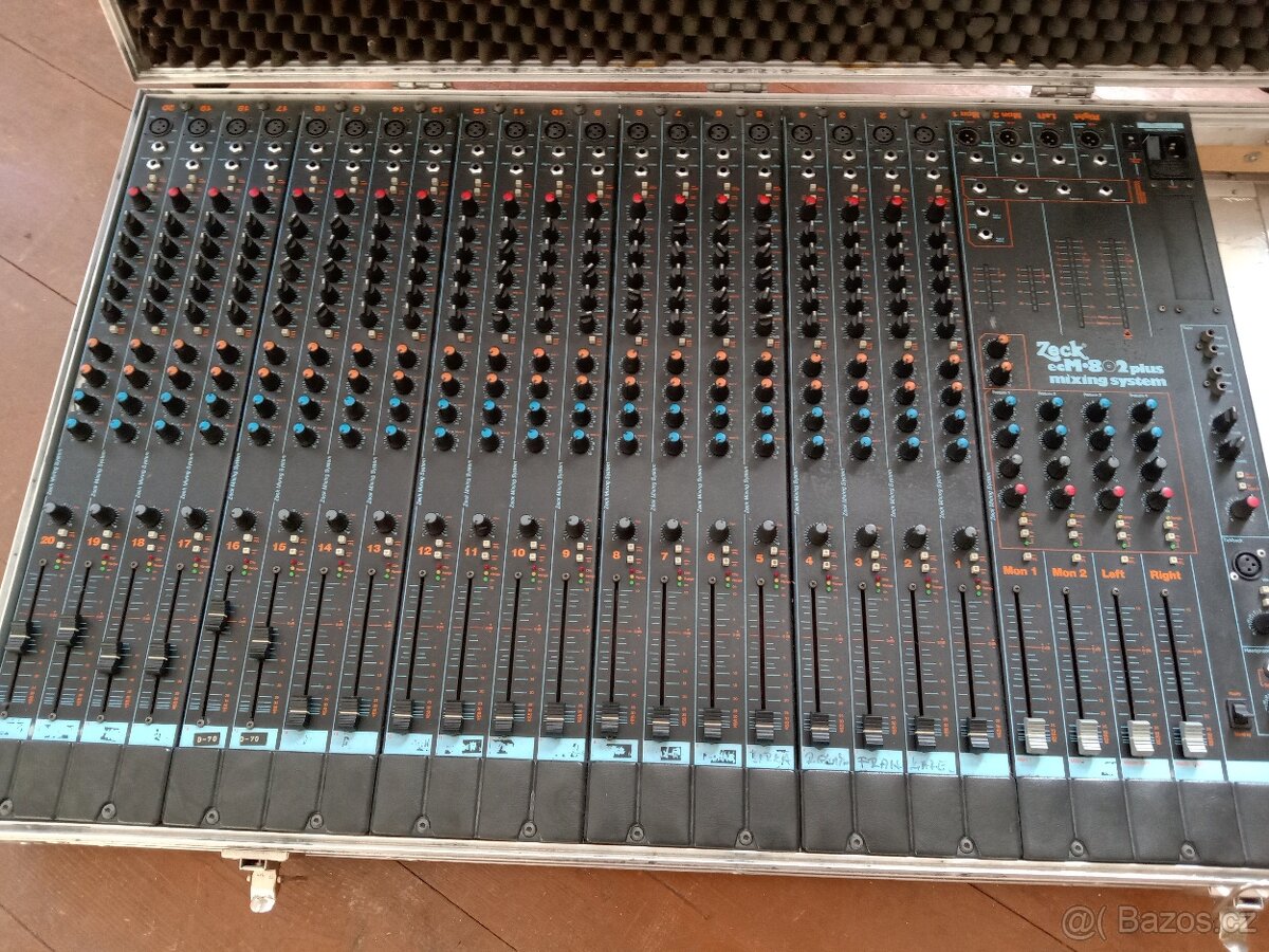 Mixážní pult Zeck