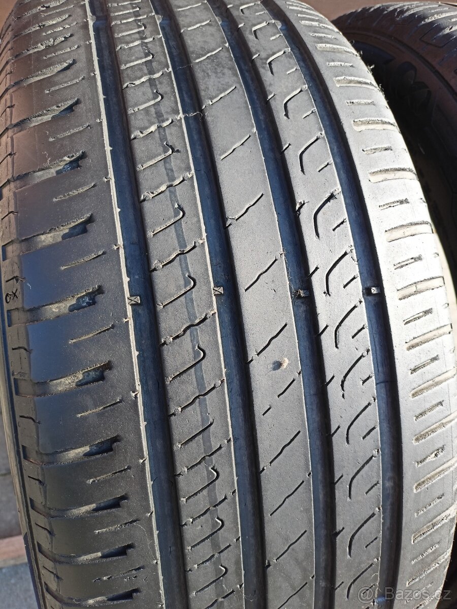 Prodám pneumatiky Barum 215/55/R17 Y