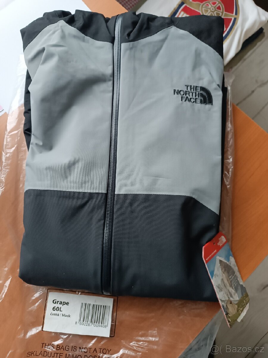 Bunda North face Stratos, sustakova s kapuci