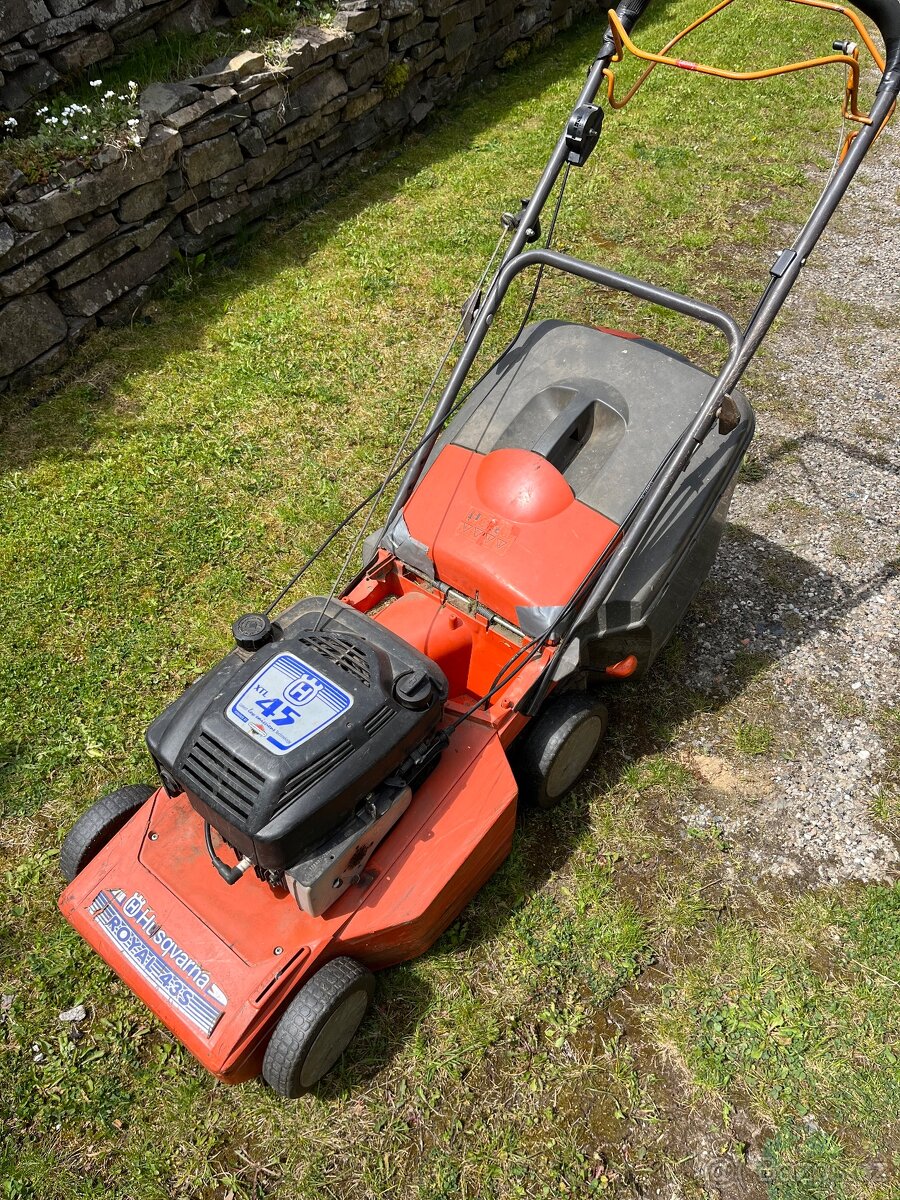 Husqvarna Royal 43 S