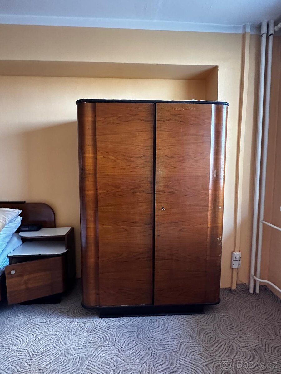 Retro ložnice po babičce. ZDARMA