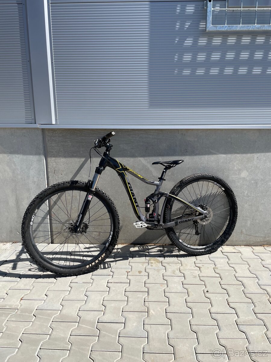 Giant trance 29