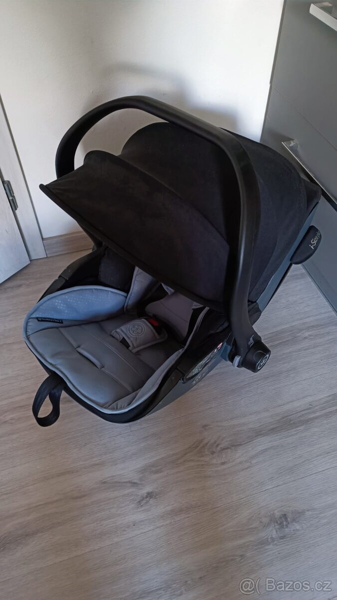 Autosedačka Kiddy Evoluna i-Size 2 + ISOFIX základna