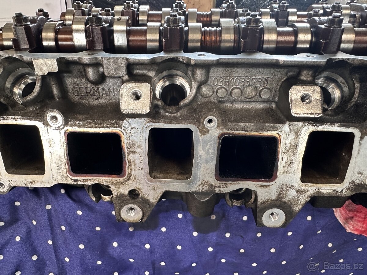 3.6 vr6 vw audi porsche hlava motoru