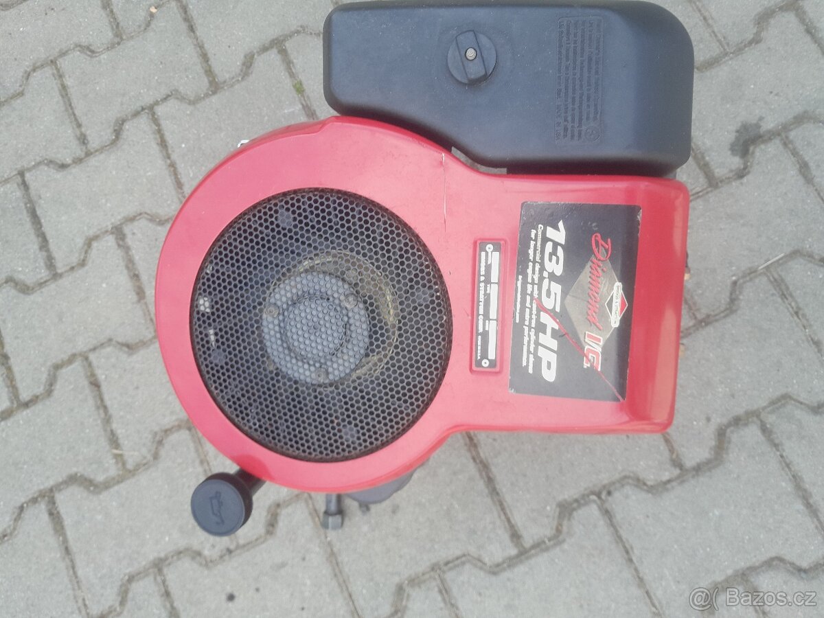 MOTOR DO ZAHRADNIHO TRAKTURKU BRIGGS