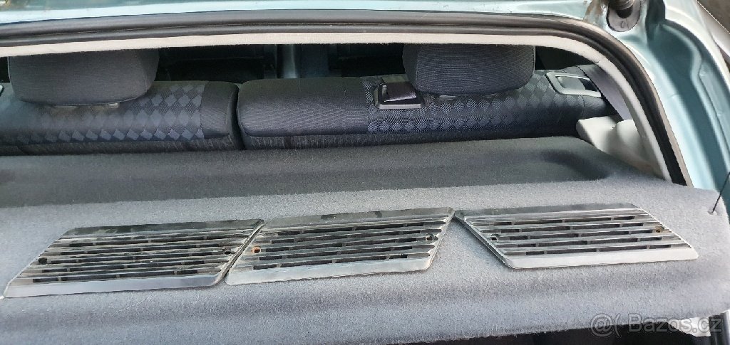 Škoda 100L Vetraci mrizky.