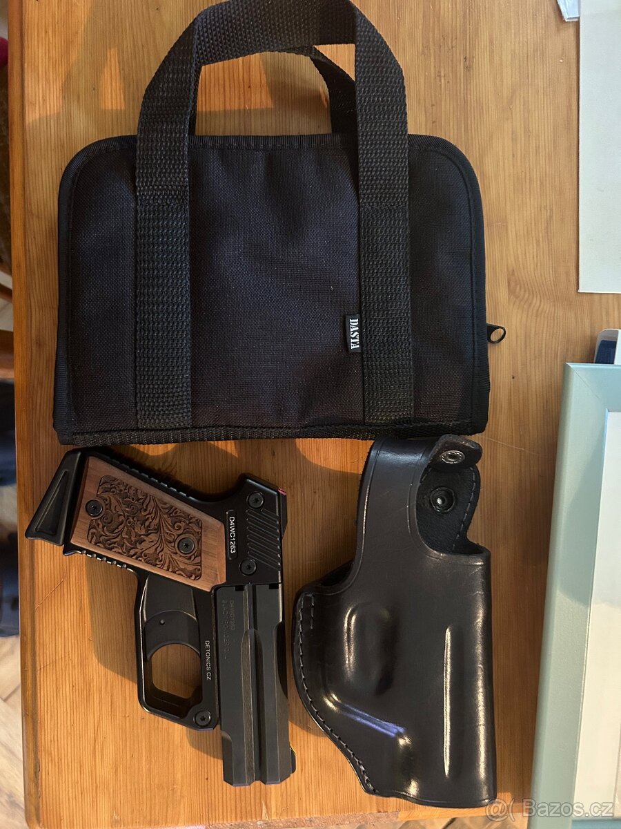 Detonics gladiátor Cal.45 profesionál. Kat-C1