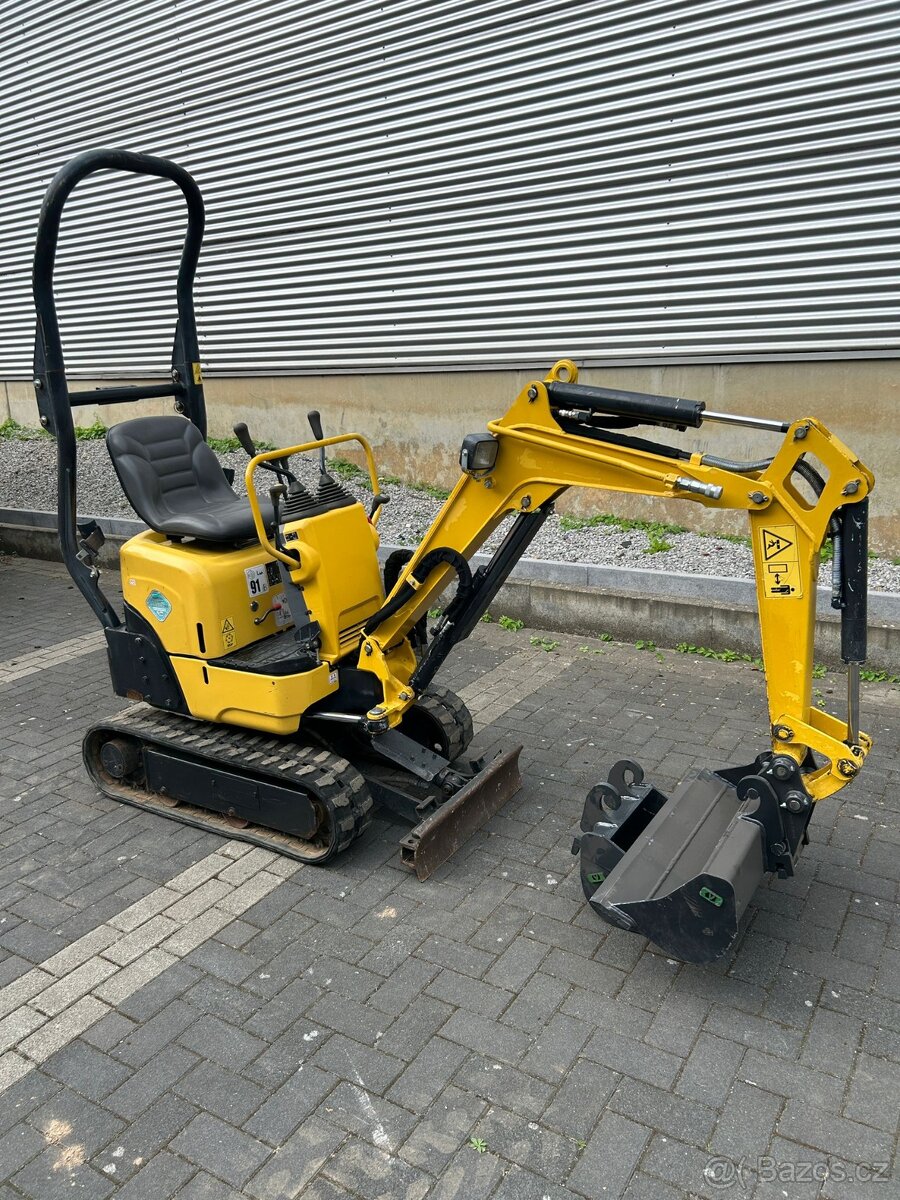 Minibagr YANMAR SV08 1A