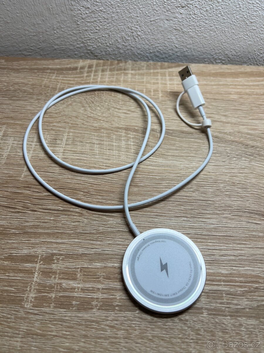 Bezdrátová magnetická nabíječka