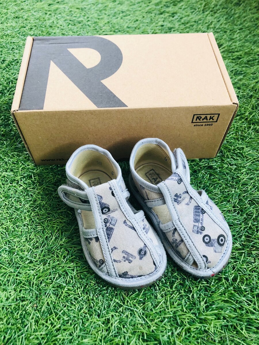 RAK bačkůrky BAGR vel.18