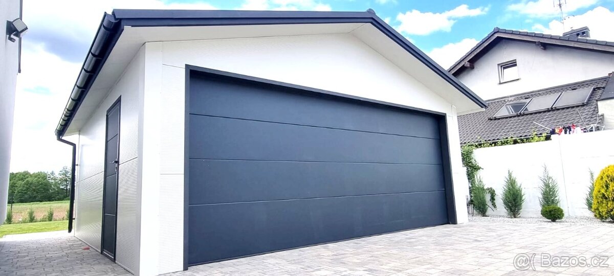 Garáž plechová zateplená