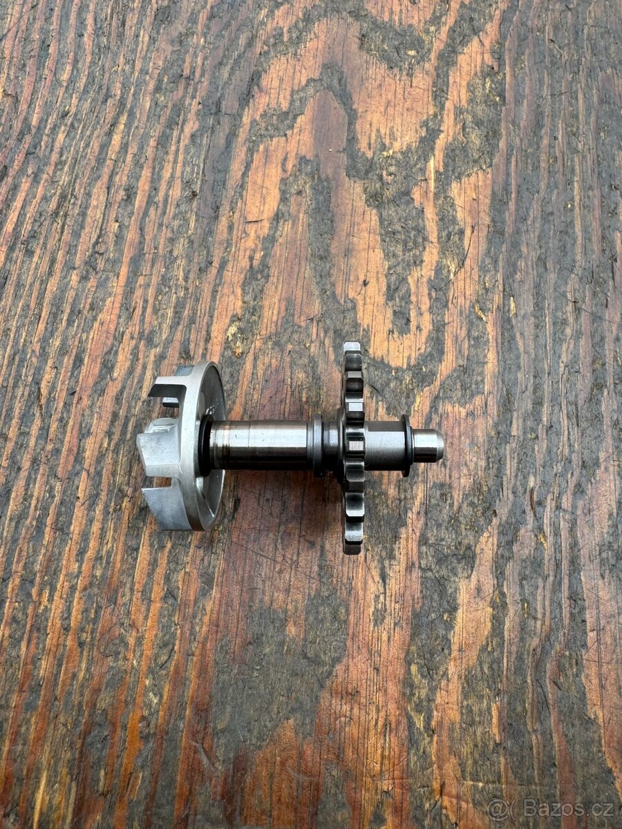 vodní pumpa hřídel ozubené kolo rotor Yamaha YZF WRF 250