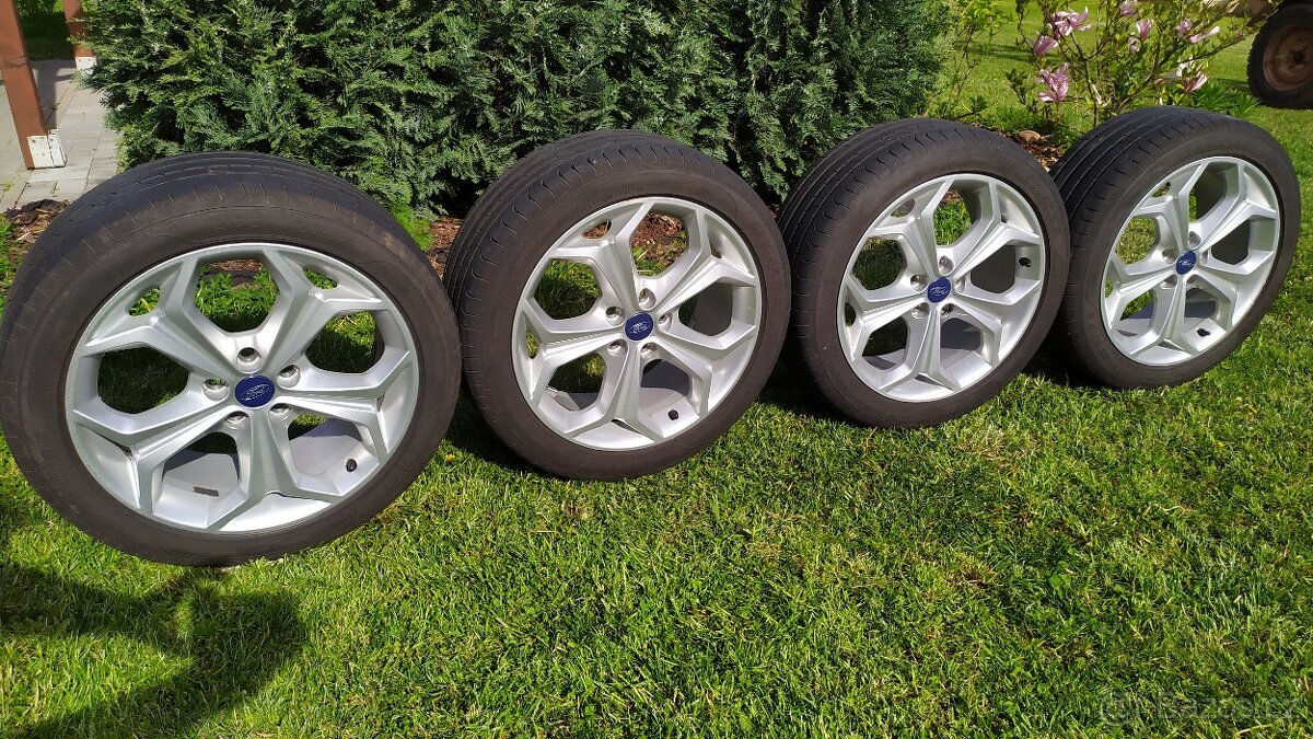Originální sada alu kol Ford + pneumatiky