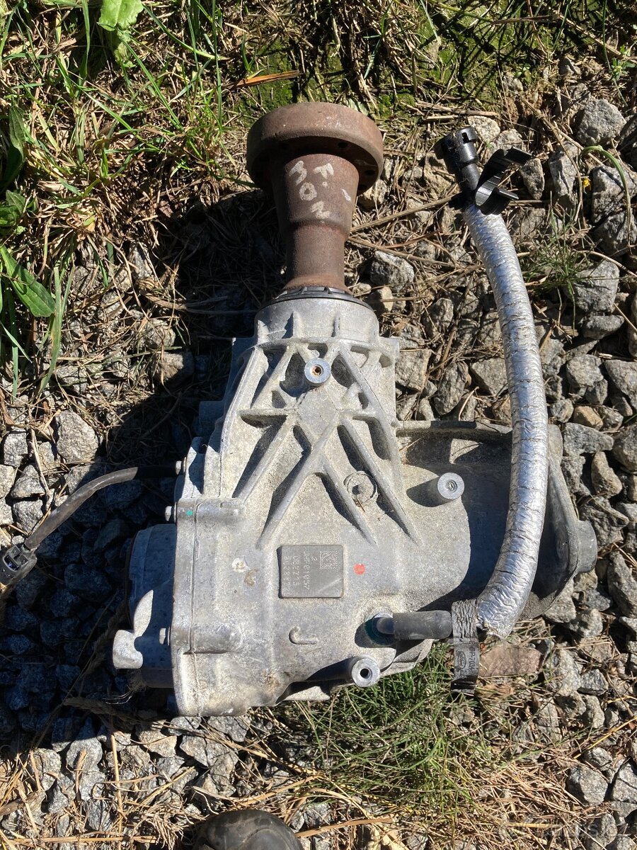 Ford mondeo galax kuga edge úhlová rozvodovka  F1GP-7L486-LC