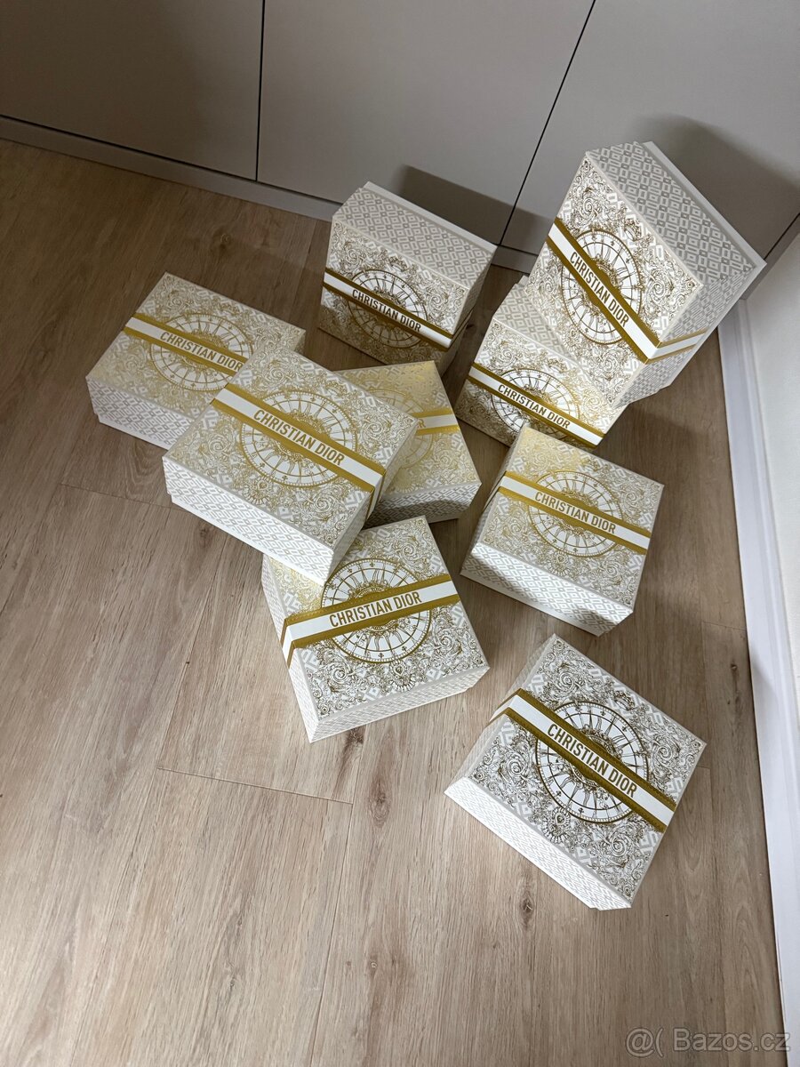 Dior krabice limitky zlaté