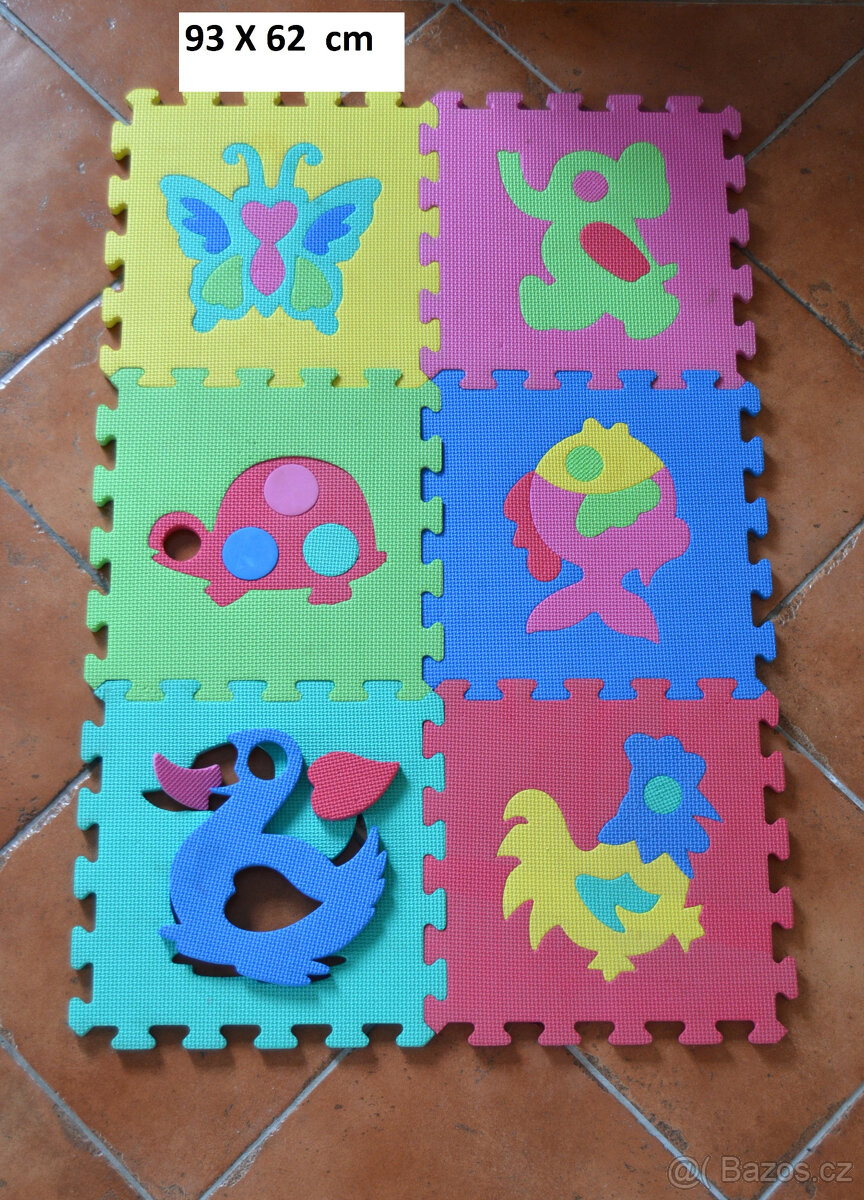 kobercové pěnové puzzle se zvířátky 93 x 62 cm