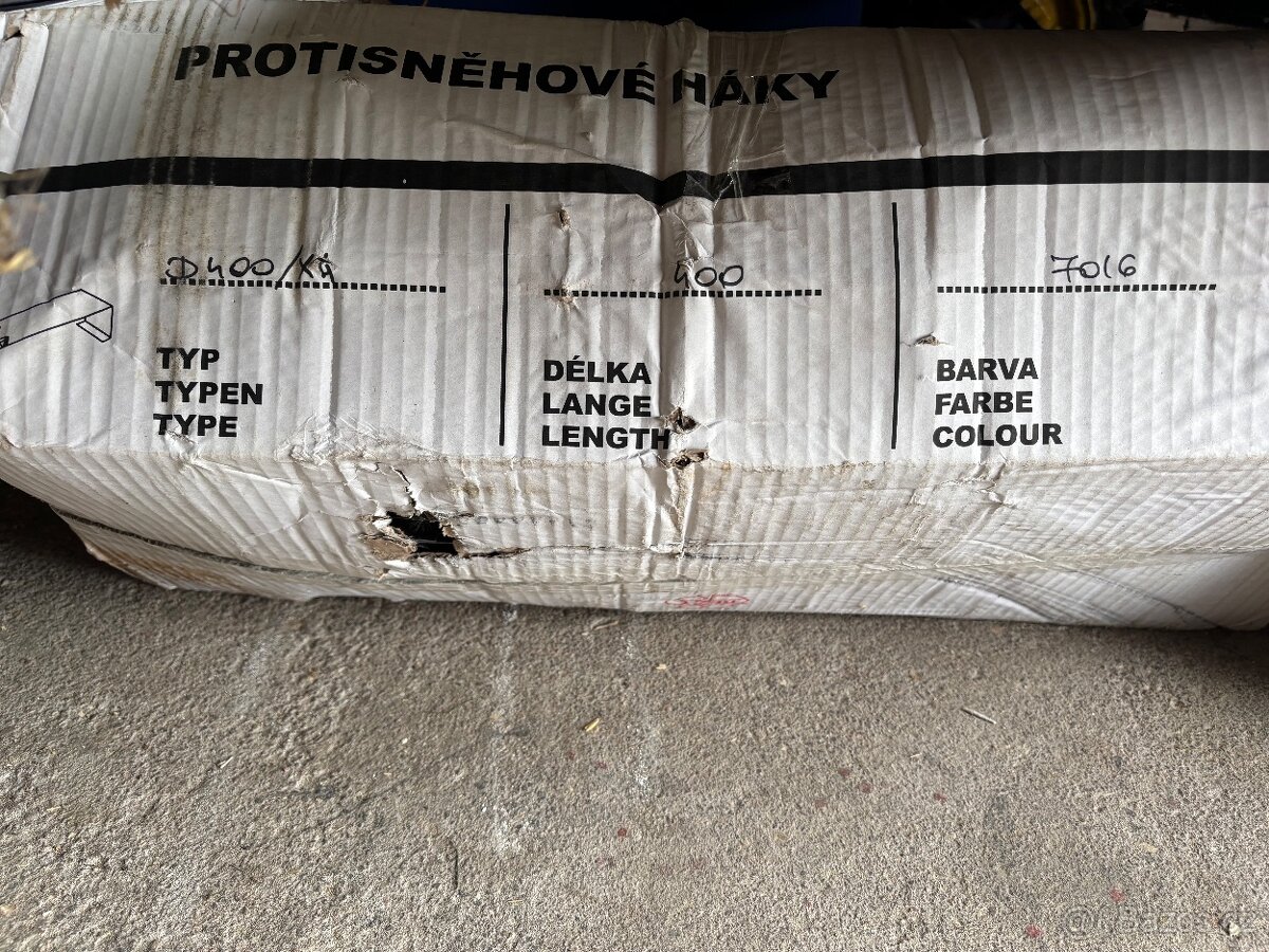 Protisněhové háky