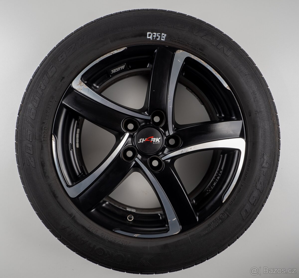 Mitsubishi Lancer - 16" alu kola - Letní pneu