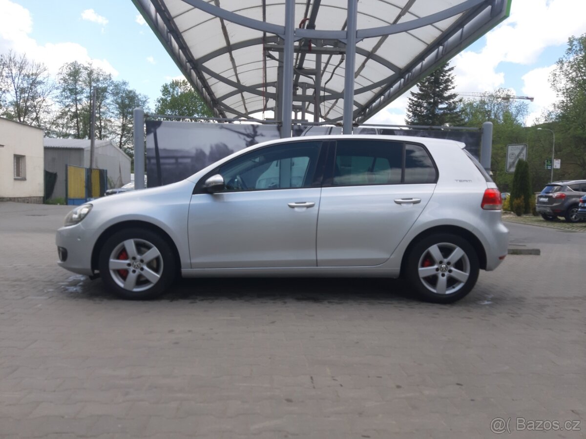 Volkswagen Golf VI 1.4 TSI automat 1 majitel