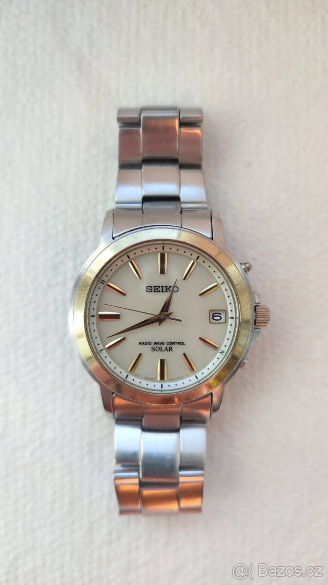 Japonské rádiem řízené hodinky SEIKO 7B52-0AF0 Solar