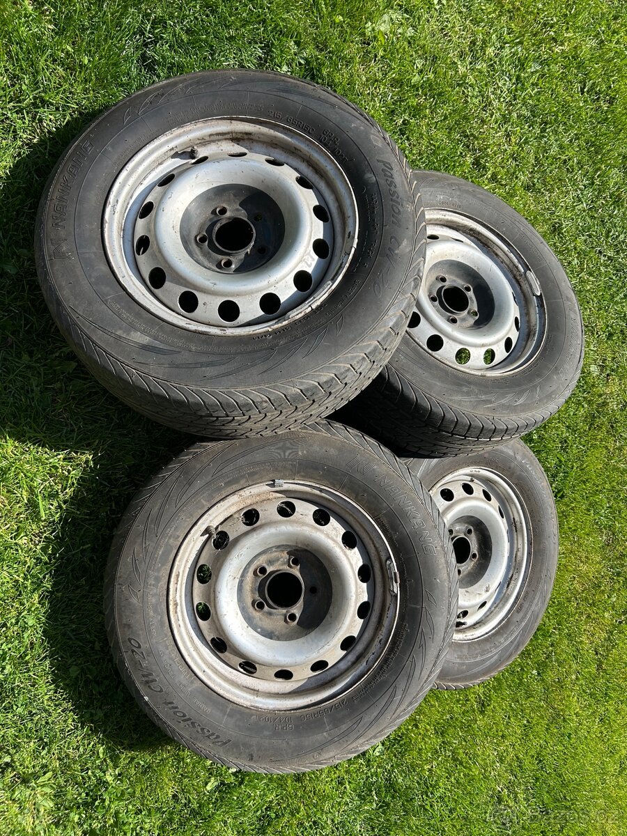 5x118 215/65 r15C