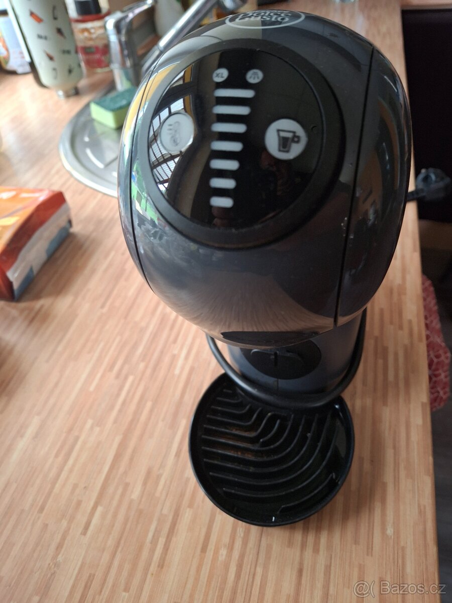 Prodám Krups NESCAFÉ Dolce Gusto Genio S