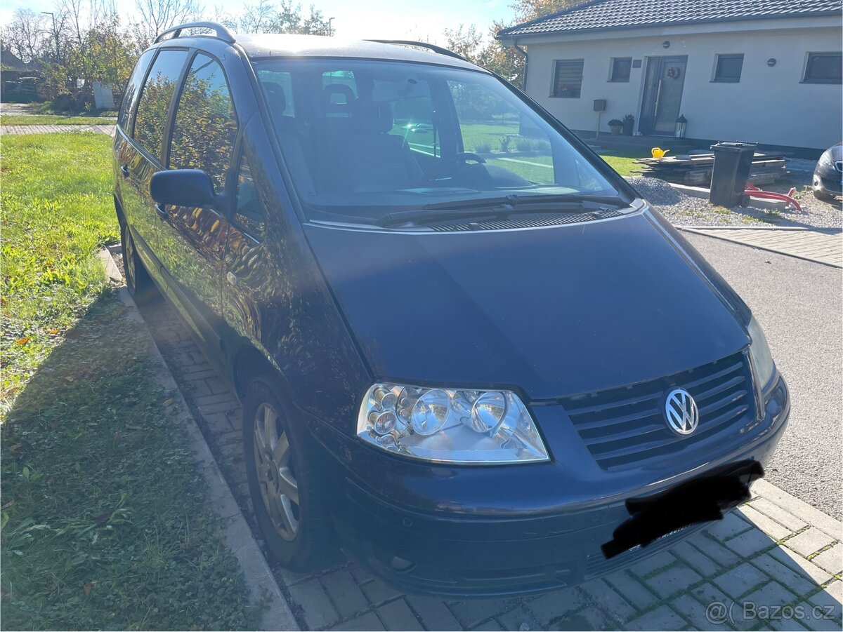 VW SHARAN modrá barva, 2003, nafta 1 896 cm3 85 kW