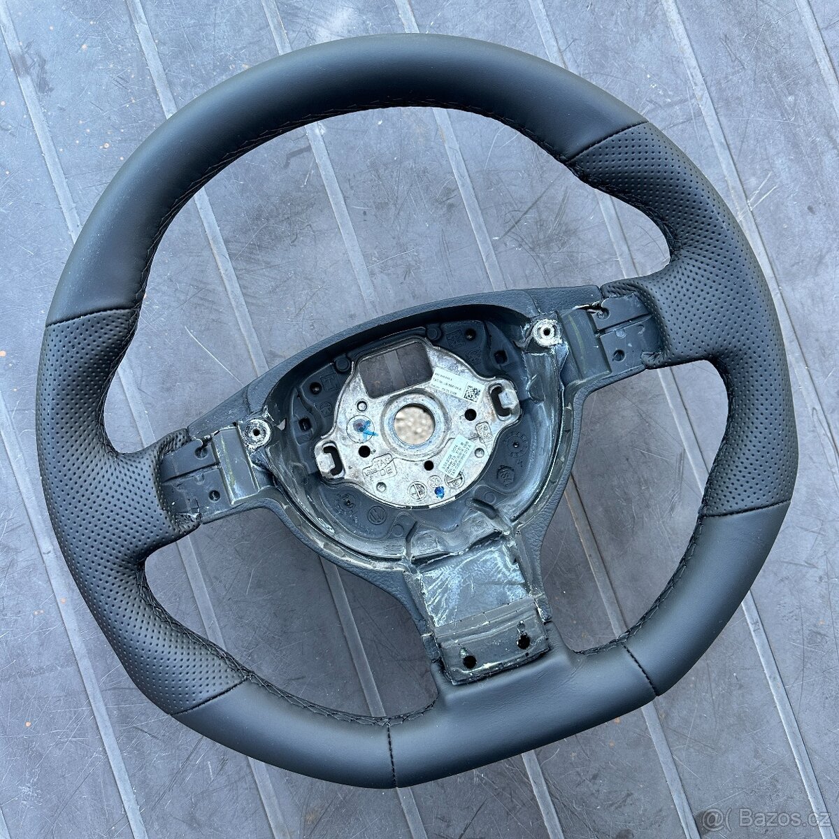 Vw Golf V Gti nový kožený volant