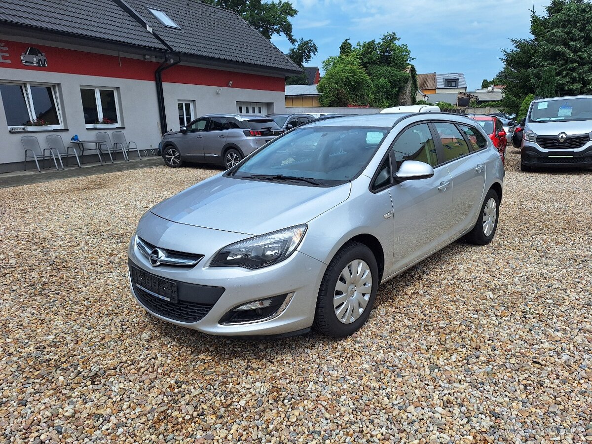 Opel Astra 1.7CDTi 96KW Kombi, Servisní kniha