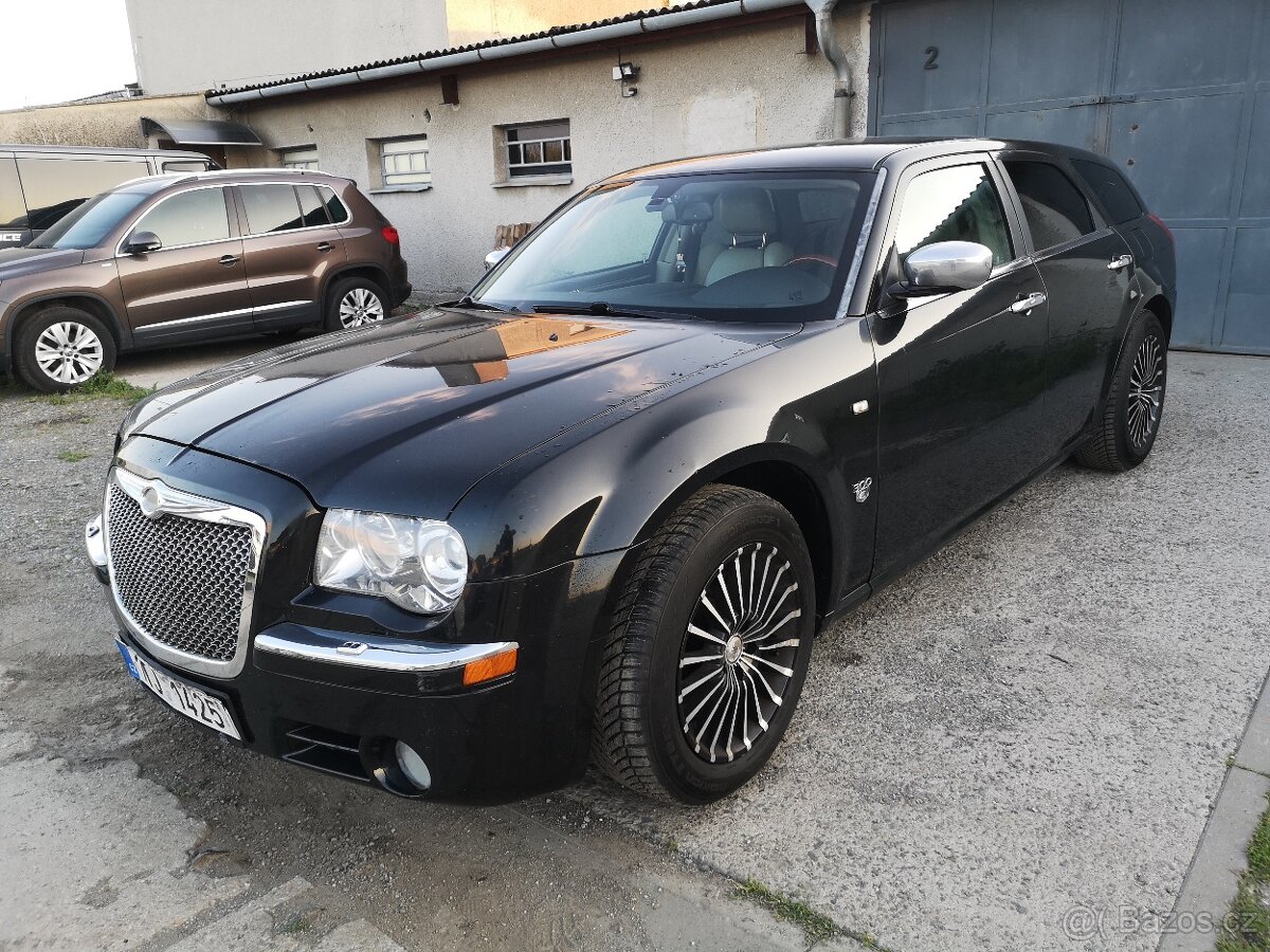 Prodám Chrysler 300C