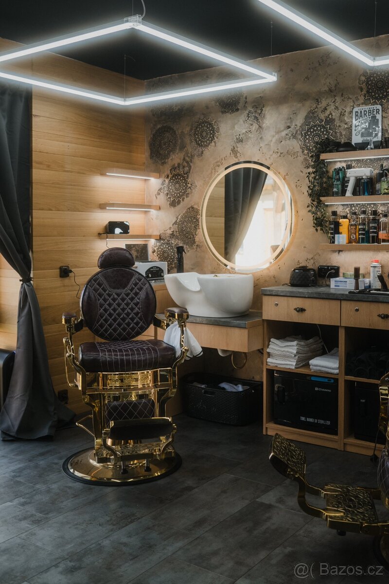 Hledá se Barber s Vlastní Klientelou
