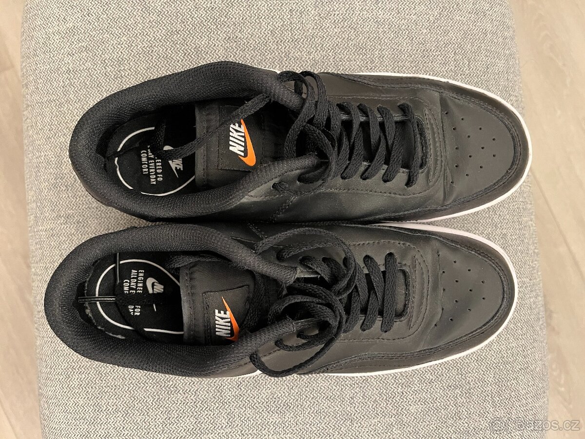 Tenisky Nike Court Vintage vel. 40