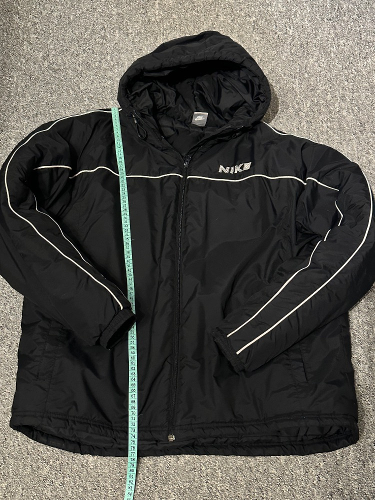 Hezká pánská zimní bunda Nike vel.XL