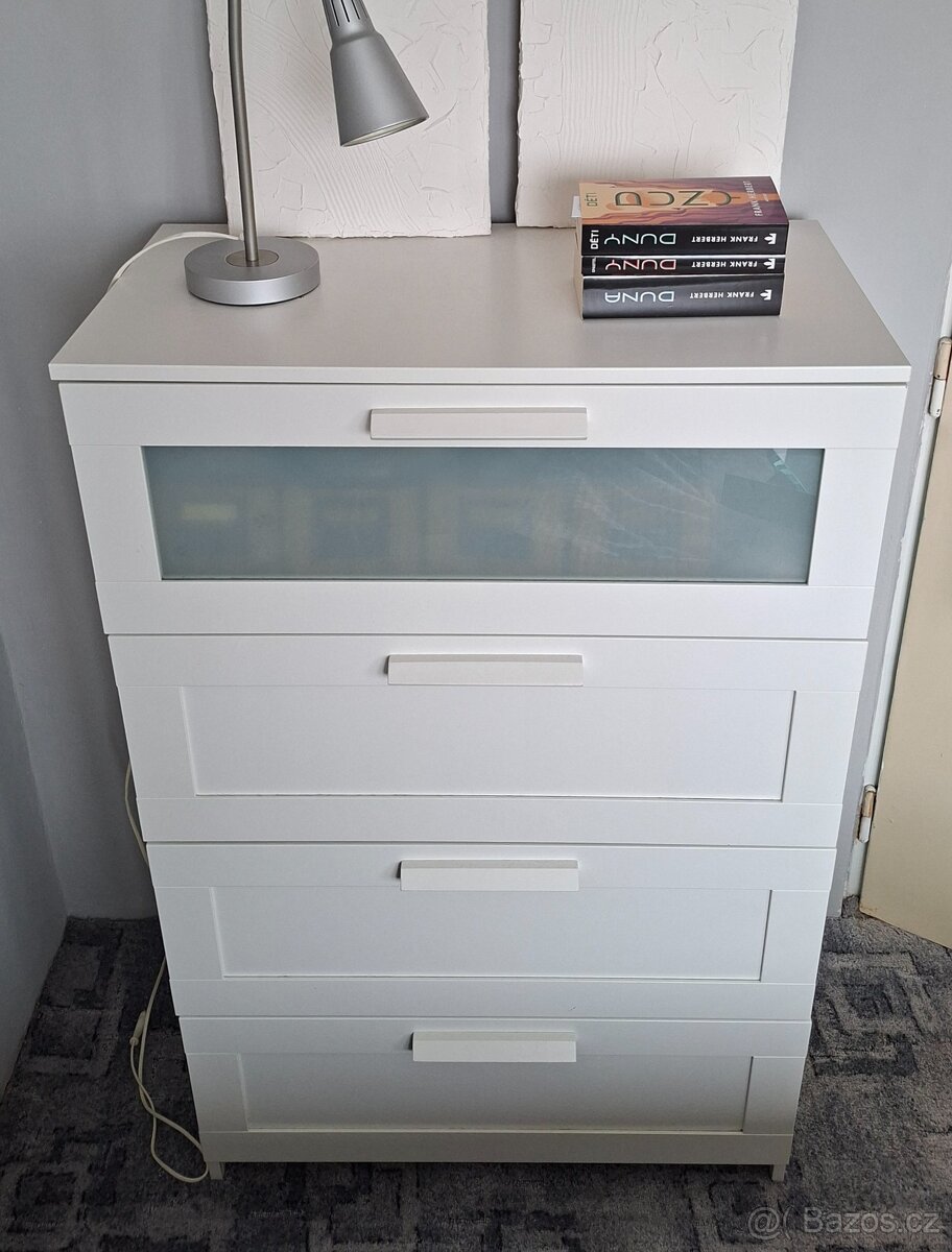 Komoda Brimnes  bílá 4 zasůvky