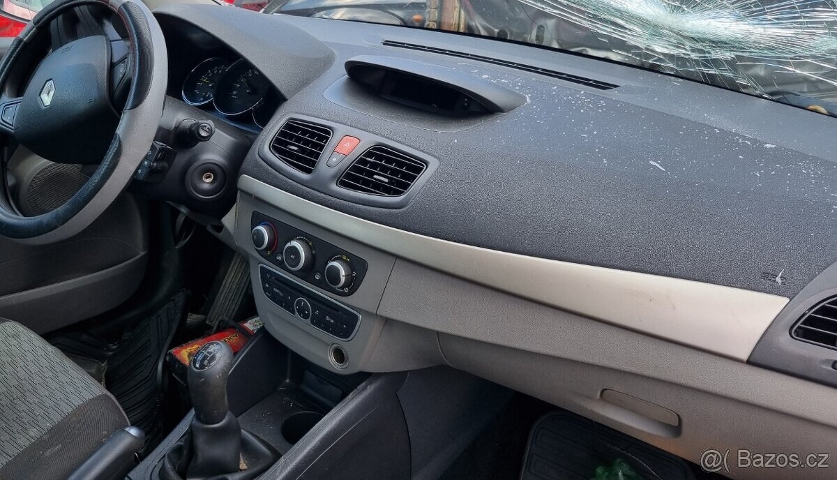 Renault megane lll, 1.6i,rv 2010,airbagova sada