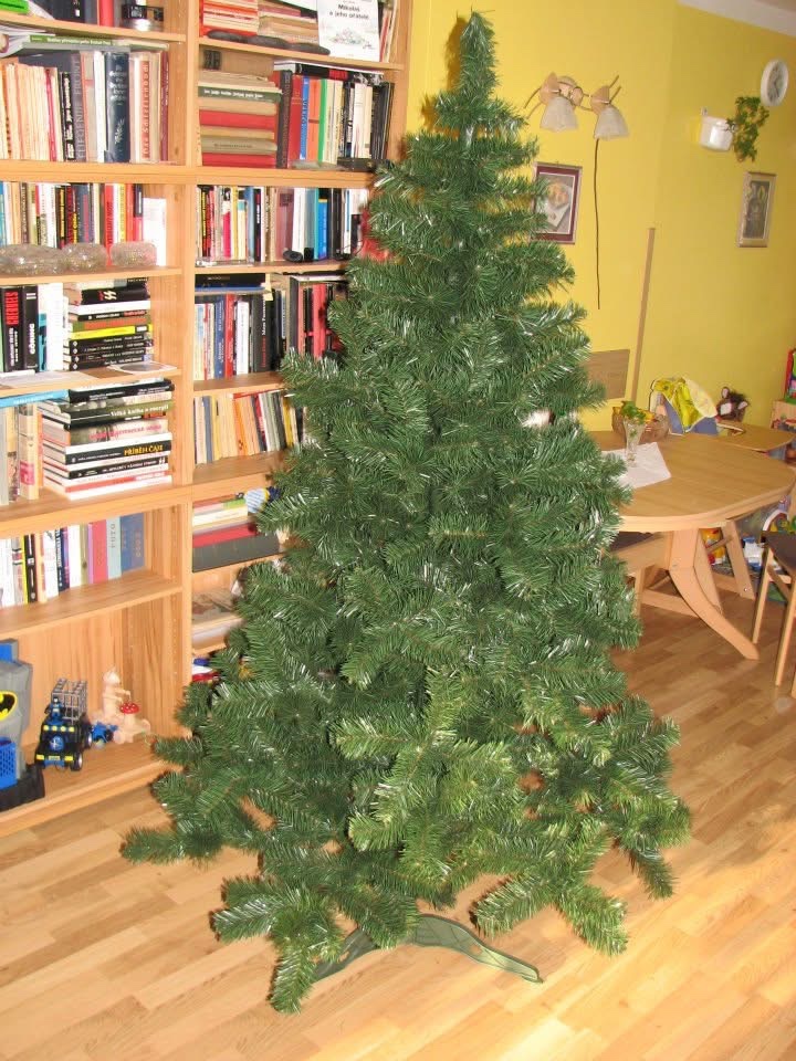 Umělý vánoční stromeček / strom