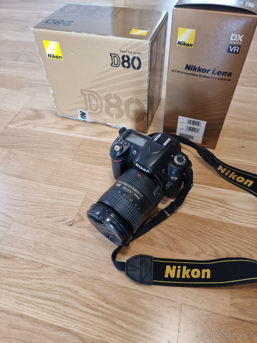 Nikon 18-200mm f/3,5-5,6G ED AF-S DX VR II + Tělo D 80