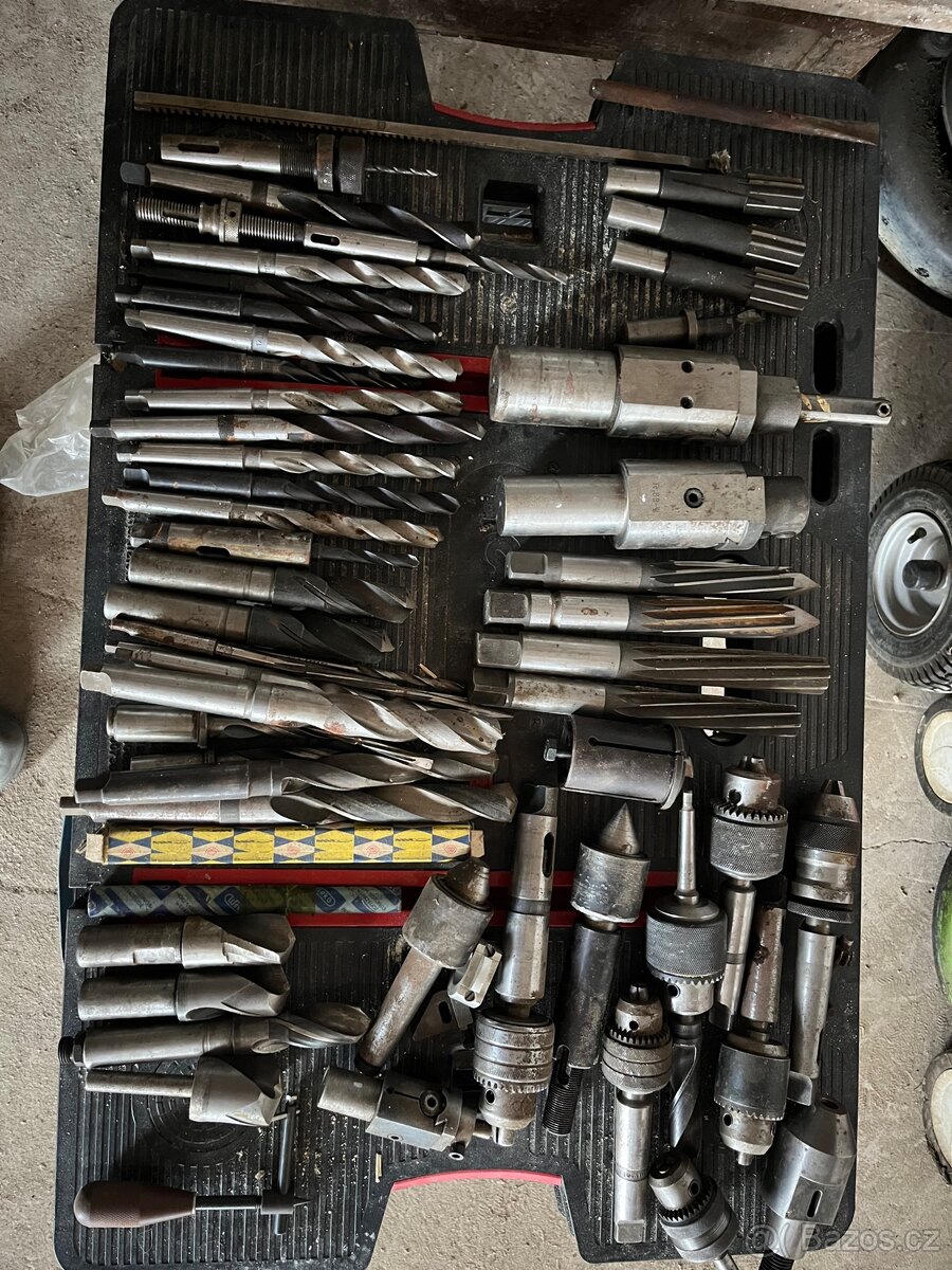 Prodám věci pro soustružníky viz foto