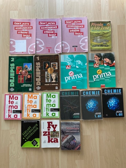 Prodám učebnice pro gymnázium