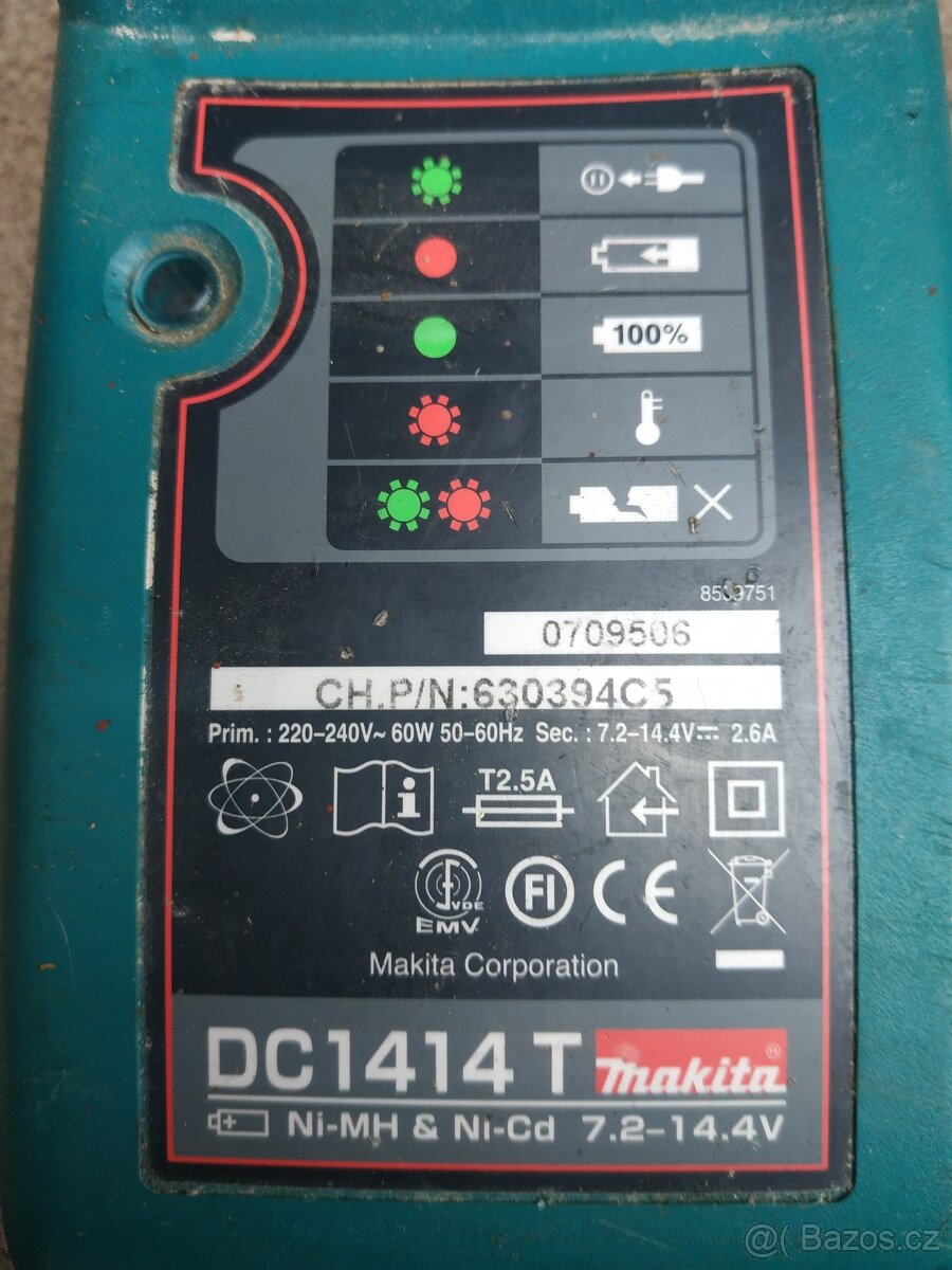 Nabíječka Makita