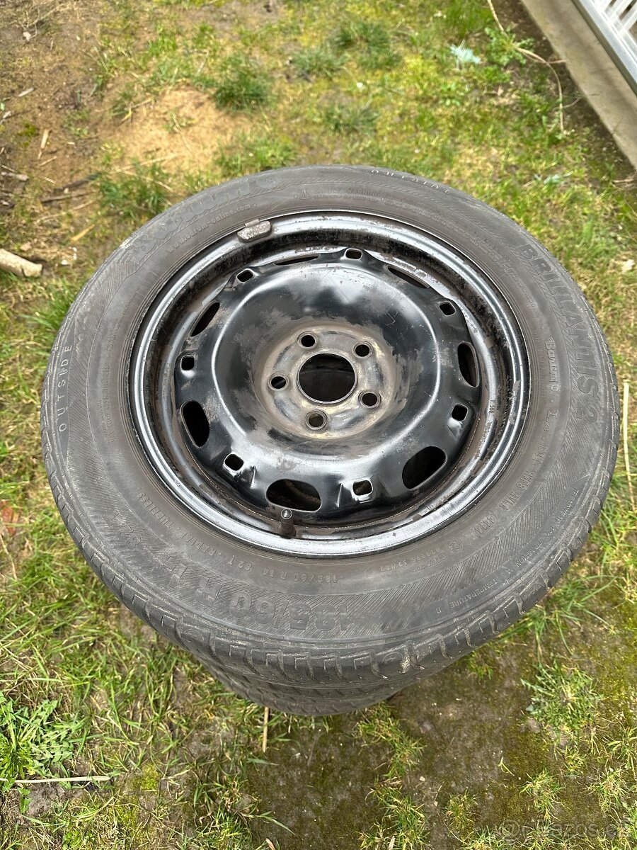 Komplet pneu škoda fabia