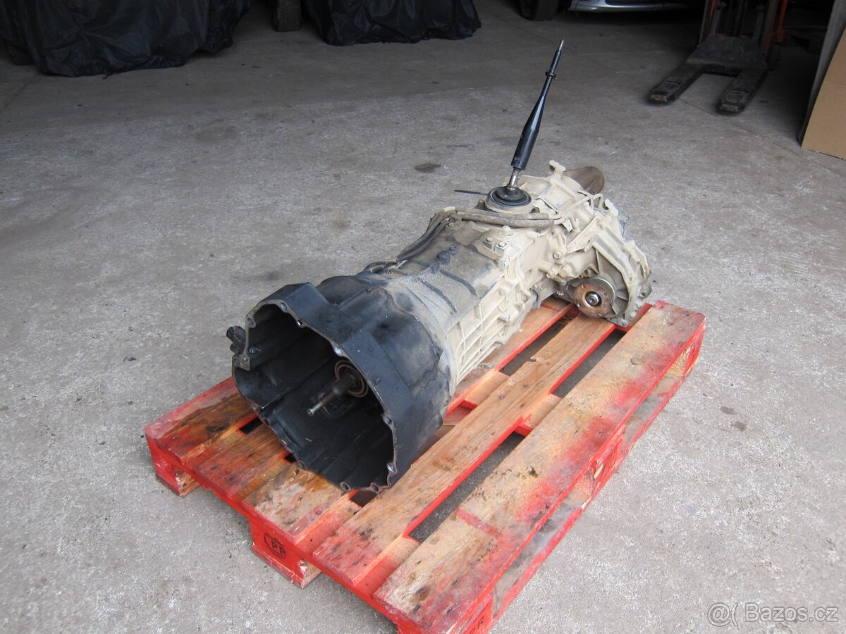 Převodovka + rozvodovka Nissan Navara D40 2,5 DC