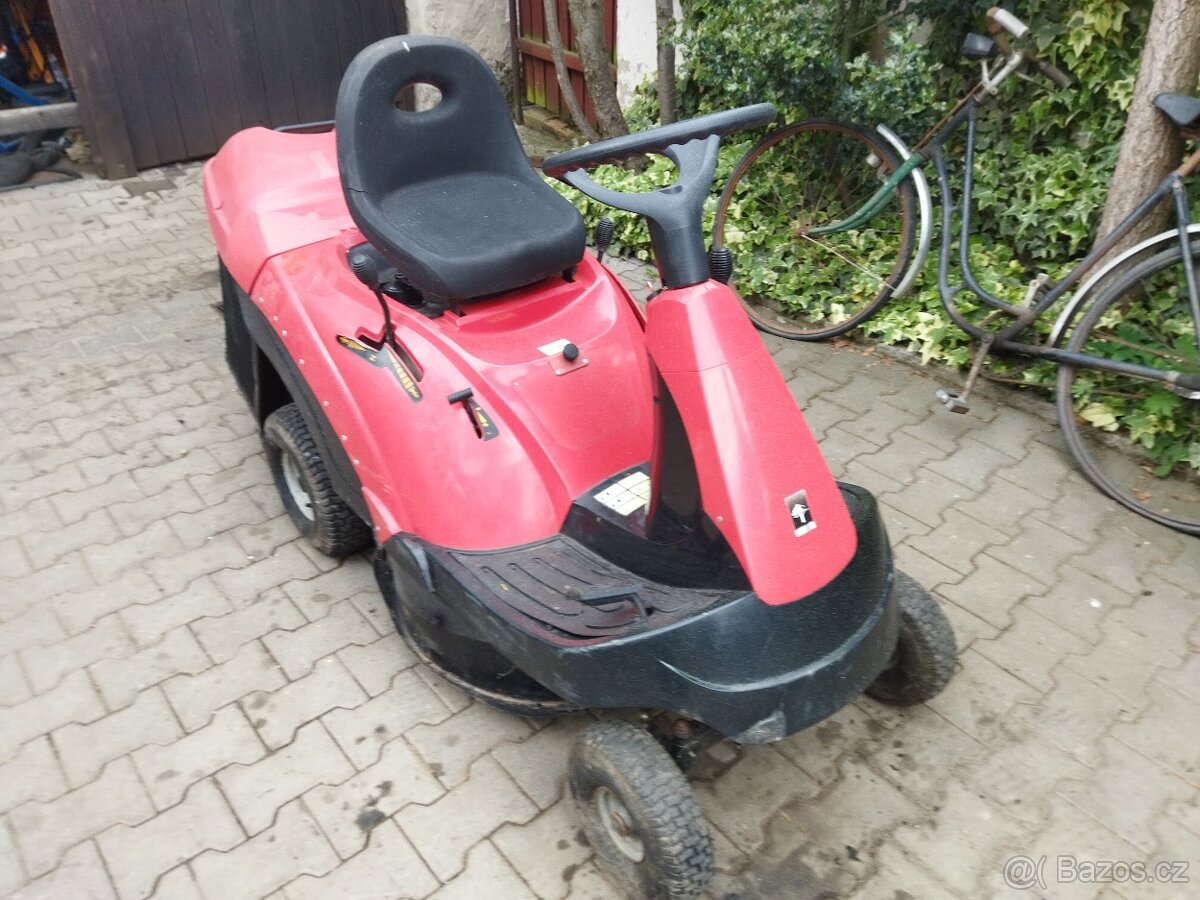 Prodam zahradní traktůrek