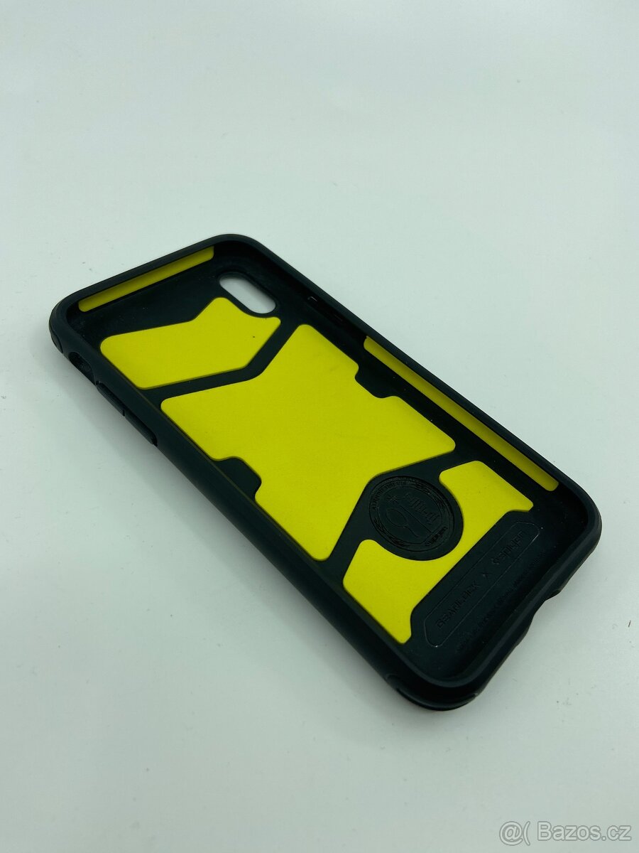 Kryt na kolo Spigen GearLock pro iPhone X / XS