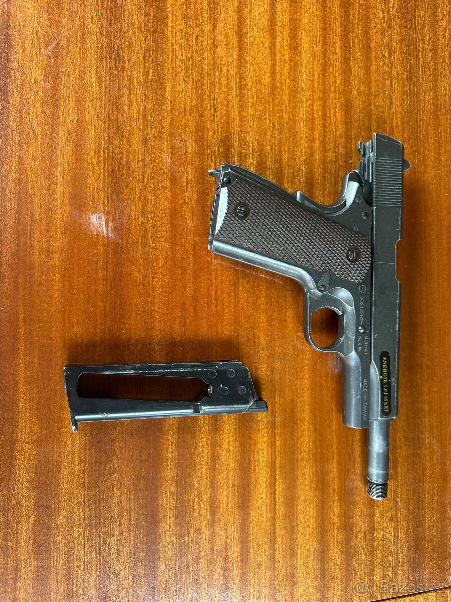 Plynová pistole M1911
