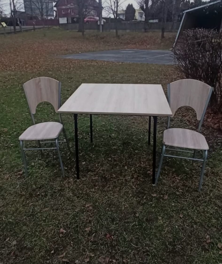 Prodám židle a stoly