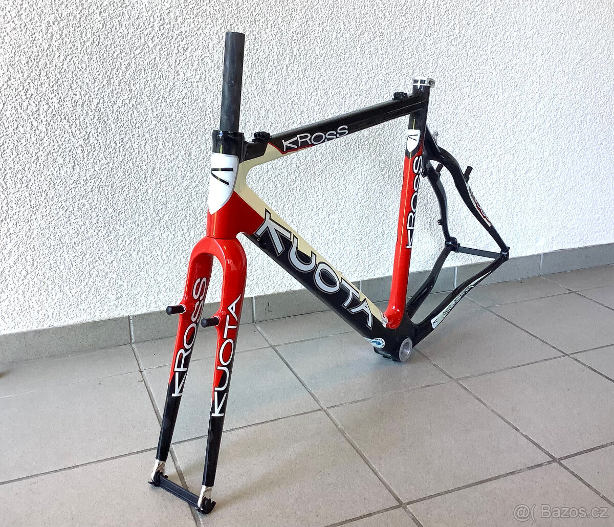 NOVÝ karbonový rám GRAVEL/CX KUOTA CROSS, cena 8500Kč