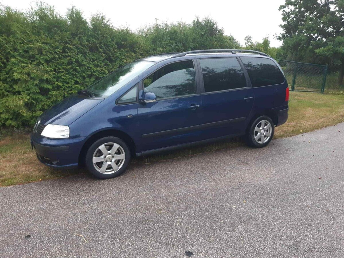 Seat Alhambra 1.9 tdi Sport 4X4-85 kw -rok 2010- serviska